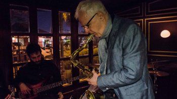 Una reunión con capos del jazz en Sala Verdi, con Héctor Fino Bingert (foto) y Alberto Magnone a la cabeza.