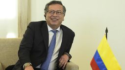 altText(Petro ordena a la Armada bloquear salida de buques con carbón para Israel)}