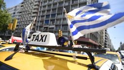 altText(Paro de taxis desde este martes por tiempo indeterminado)}