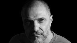 altText(¿Que tienen en común Romina Celeste y un militante antivacunas?)}