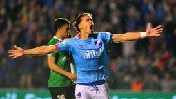 altText(Nacional le ganó con eficiencia a Racing)}