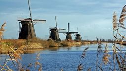 altText(Holanda se hunde a un ritmo no previsto)}