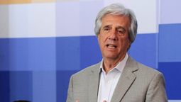 altText(Vázquez: El corralito no se abrió porque «hay una manga de sinvergüenzas metidos en el medio»)}