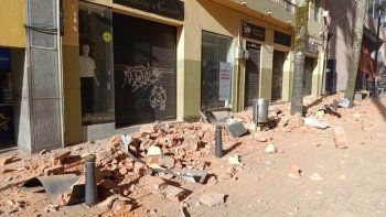 Un potente sismo de magnitud 7,4 sacude a Colombia