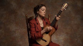 Lafourcade; Hablar de la muerte es un acto de humildad feroz y hermoso.