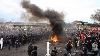 Continuarán protestas contra la reforma de la jubilación