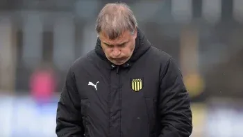 Peñarol: Aguirre pierde un pilar de la defensa y el capitán se prepara para volver