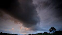 altText(Alivio térmico: masa de aire oceánico pone freno al calor y estabiliza el tiempo para el fin de semana)}