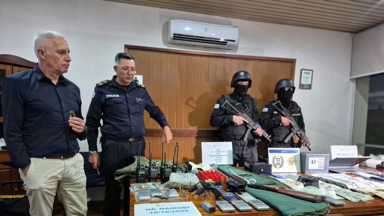 Policía incautó drogas, dinero, armas y municiones en San José