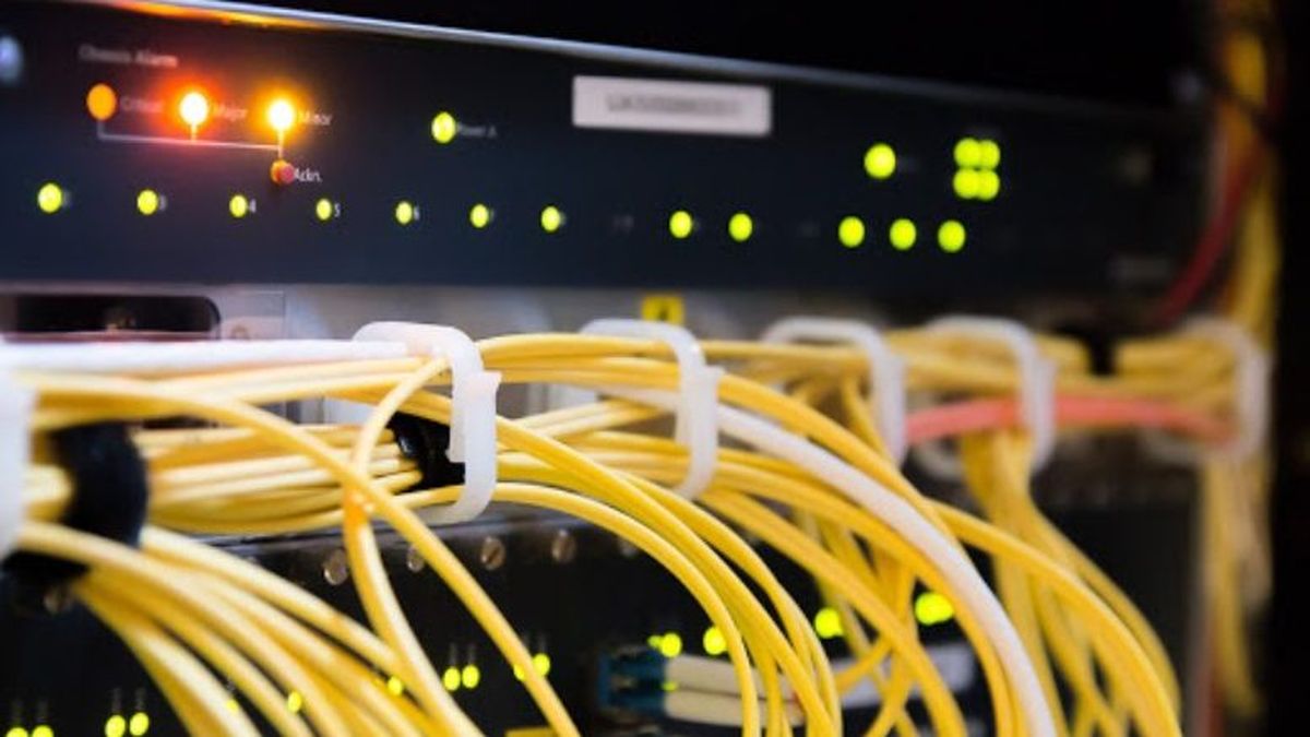 Ante caída de Internet Sutel exhorta a invertir para mejorar calidad de servicio