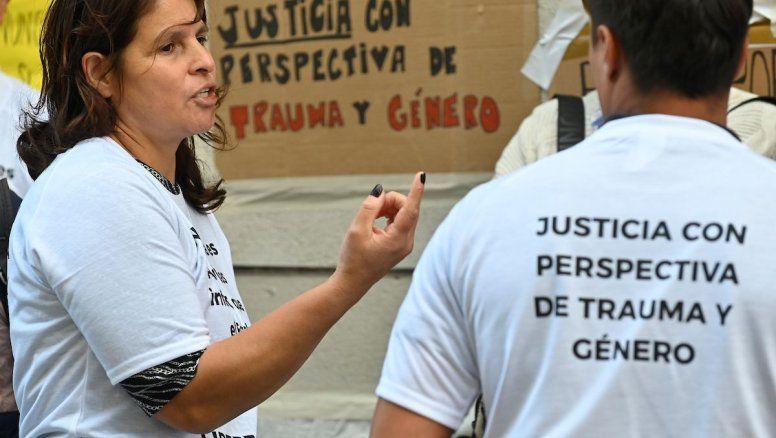 No es demagogia: Bettiana Díaz respaldó a Orsi por recibir a las hermanas de Moisés