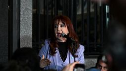 altText(En prisión domiciliaria, Cristina Kirchner inició su condena de seis años de prisión)}