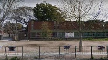 Fue imputada la madre que encabezó la brutal agresión en escuela de Maroñas