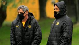 altText(Saralegui pone de titulares al «Cebolla» Rodríguez y a Pellistri)}