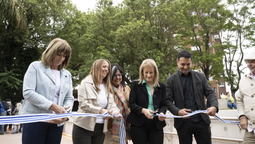 altText(Carolina Cosse presentó el nuevo Parque de Villa Dolores)}