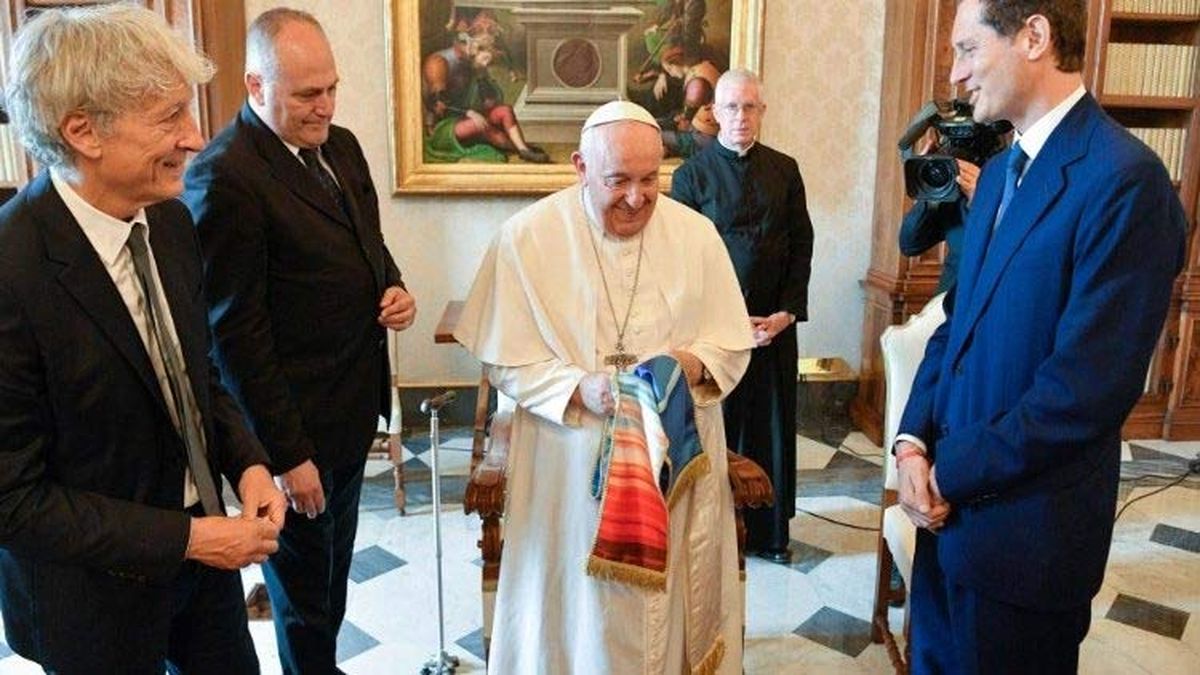 El Papa Francisco recibió a los promotores de la IV edición del Festival Verde y Azul.