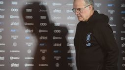 altText(Actuación de Bielsa en la selección recoge un 44% de aprobación según encuesta)}