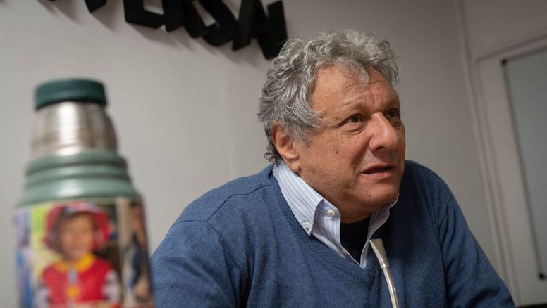 Kesman se equivocó con el nombre del DT de Nacional y las redes se hicieron un festín