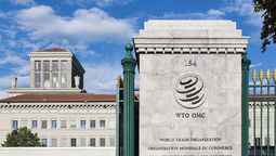 altText(Comercio mundial comienza  con señales de desaceleración en lo que va de año)}