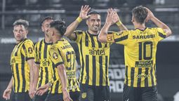 altText(Peñarol derrotó en el Campeón del Siglo a un débil Deportivo Maldonado)}