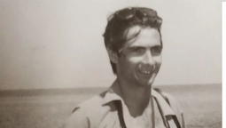 altText(Eduardo Mondello vive en su pueblo)}