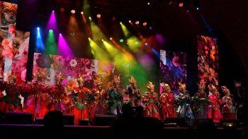 La Nueva Milonga derrochó murga sobre el Teatro de Verano