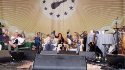altText(El regreso de Joni Mitchell a los 79 años)}