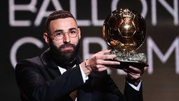 altText(Karim Benzema ganó el Balón de Oro 2022)}