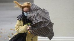 altText(Inumet eleva a naranja la advertencia por vientos muy fuertes)}