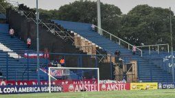altText(Nacional pidió disculpas a hinchas de Libertad por el estado de la tribuna Scarone)}