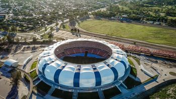 Uruguay, se sintió local en el Estadio Único de Santiago del Estero