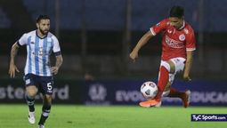 altText(Rentistas no pudo sostener el resultado frente a Racing de Avellaneda)}