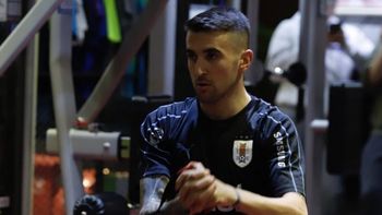 Se constató pequeña rotura fibrilar en Matías Vecino