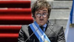 altText(Javier Milei avisó que el ajuste lo pagará la gente)}