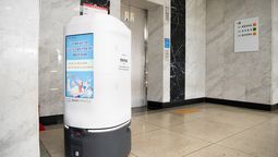 altText(Se suicidó un robot que trabajaba en el Ayuntamiento de Gumi)}
