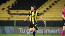 altText(Peñarol renovó a dos piezas fundamentales y perdió un zaguero)}