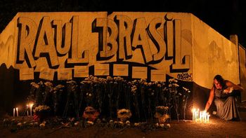 Más de 3.000 personas participan en velorio de las víctimas de masacre en Sao Paulo