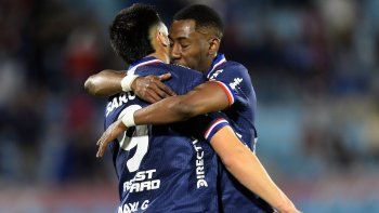 Con López entre algodones, Carneiro se perfila para ser tituar en Nacional