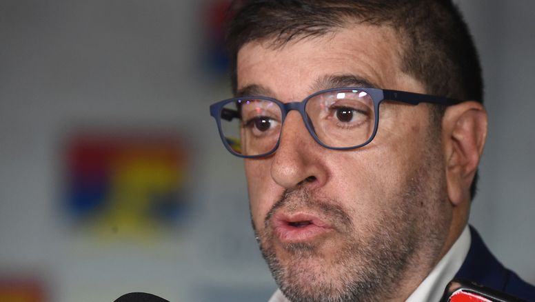 Fernando Pereira cruzó a Álvaro Delgado por el proyecto de hidrógeno verde: No entiende nada