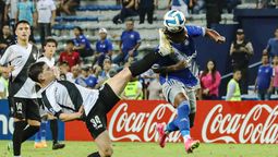 altText(Danubio perdió y se despidió de la Sudamericana)}