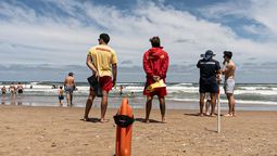 altText(Comienza la instalación de casetas de guardavidas en la costa de Maldonado)}