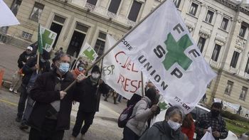 Por agresión en Policlínica El Eje paran funcionarios de centros RAP metropolitanos