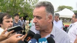 altText(Yamandú Orsi destacó el trabajo de UTE para devolver el servicio eléctrico en las zonas afectadas)}
