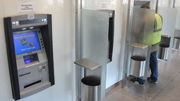 altText(Legisladores se oponen a eliminar pago de salarios por vía electrónica)}