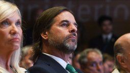 altText(Denunciaron a Lacalle Pou por contrabando y tráfico de influencias)}