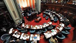 altText(El FA se arma en el Parlamento)}
