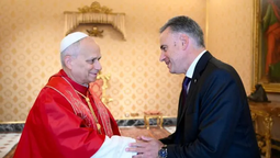 altText(Orsi se reunió este viernes con el papa León XIV en el Vaticano)}