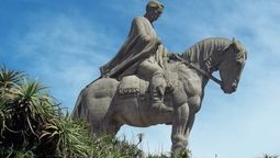 altText(“¡Pero usted, José Gervasio Artigas, quiso otra cosa!”)}