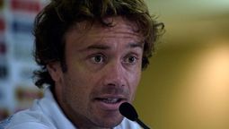 altText(La guerra de Diego Lugano contra los argentinos)}