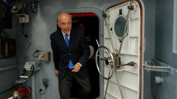 En la Armada desaparecieron 3 millones de dólares y no dan las cuentas en el Hospital Militar